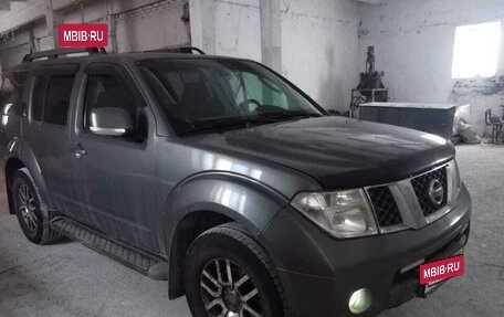 Nissan Pathfinder, 2007 год, 920 000 рублей, 2 фотография