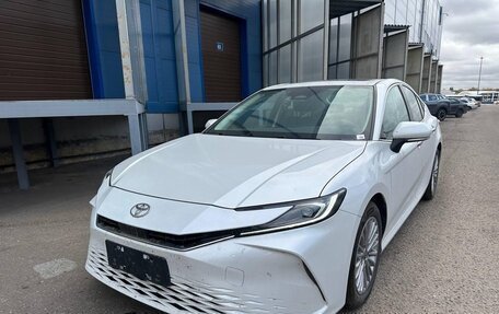 Toyota Camry, 2024 год, 4 000 000 рублей, 2 фотография