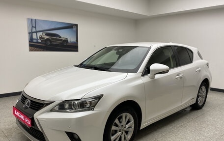 Lexus CT I рестайлинг, 2014 год, 1 990 000 рублей, 1 фотография