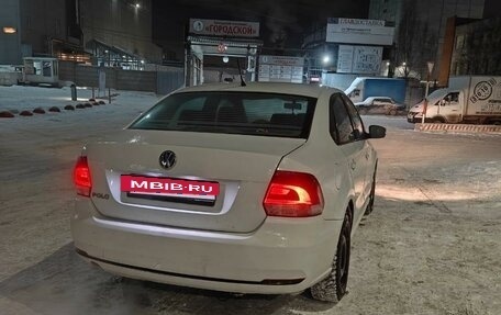 Volkswagen Polo VI (EU Market), 2013 год, 450 000 рублей, 2 фотография