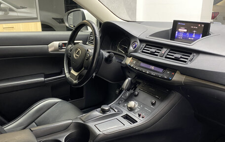 Lexus CT I рестайлинг, 2014 год, 1 990 000 рублей, 14 фотография