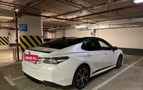 Toyota Camry, 2020 год, 3 300 000 рублей, 7 фотография