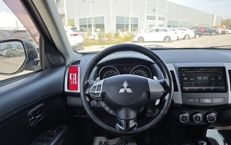 Mitsubishi Outlander III рестайлинг 3, 2011 год, 1 050 000 рублей, 19 фотография