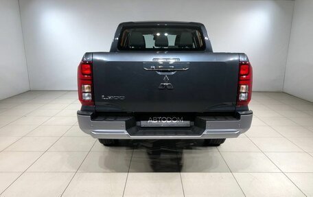 Mitsubishi L200, 2024 год, 6 350 000 рублей, 8 фотография