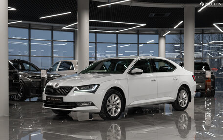 Skoda Superb III рестайлинг, 2017 год, 2 090 000 рублей, 1 фотография