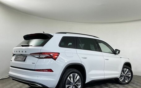 Skoda Kodiaq I, 2024 год, 5 690 000 рублей, 6 фотография