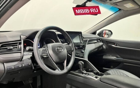 Toyota Camry, 2021 год, 2 713 000 рублей, 10 фотография