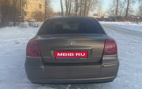 Toyota Avensis III рестайлинг, 2006 год, 750 000 рублей, 3 фотография