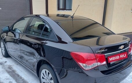 Chevrolet Cruze II, 2013 год, 890 000 рублей, 4 фотография