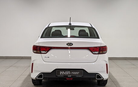 KIA Rio IV, 2021 год, 1 690 000 рублей, 6 фотография