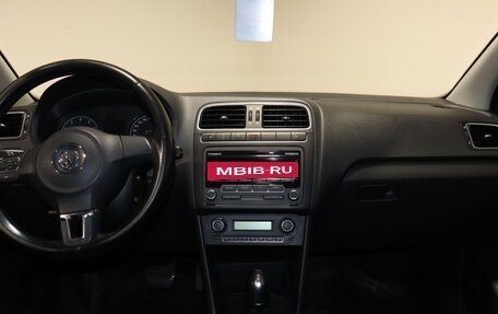 Volkswagen Polo VI (EU Market), 2011 год, 555 000 рублей, 9 фотография