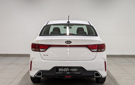 KIA Rio IV, 2021 год, 1 695 000 рублей, 6 фотография