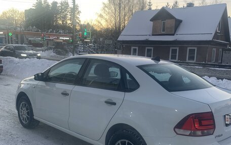 Volkswagen Polo VI (EU Market), 2017 год, 790 000 рублей, 2 фотография