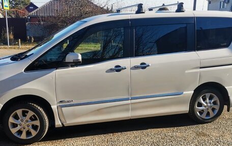 Nissan Serena IV, 2014 год, 1 490 000 рублей, 2 фотография