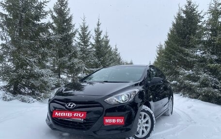 Hyundai i30 II рестайлинг, 2013 год, 1 130 000 рублей, 2 фотография