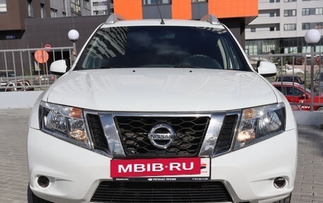 Nissan Terrano III, 2015 год, 1 019 000 рублей, 3 фотография