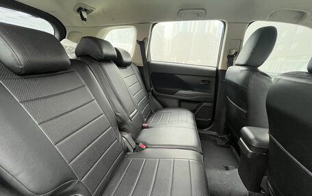 Mitsubishi Outlander III рестайлинг 3, 2014 год, 1 199 000 рублей, 25 фотография