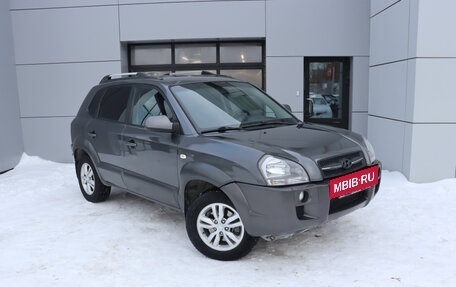 Hyundai Tucson III, 2008 год, 733 000 рублей, 2 фотография