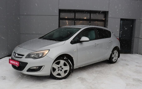 Opel Astra J, 2013 год, 793 000 рублей, 1 фотография