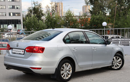 Volkswagen Jetta VI, 2013 год, 748 000 рублей, 4 фотография