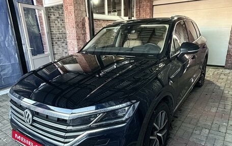 Volkswagen Touareg III, 2020 год, 6 550 000 рублей, 2 фотография