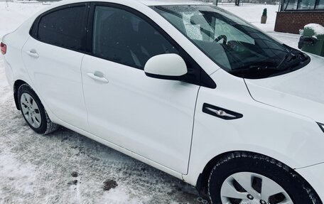 KIA Rio III рестайлинг, 2012 год, 800 000 рублей, 3 фотография