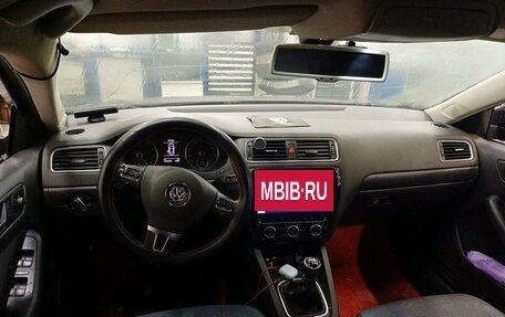 Volkswagen Jetta VI, 2013 год, 790 000 рублей, 8 фотография