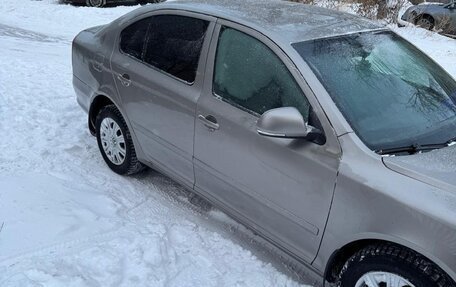 Skoda Octavia, 2011 год, 800 000 рублей, 8 фотография