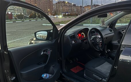 Volkswagen Polo VI (EU Market), 2013 год, 1 050 000 рублей, 11 фотография