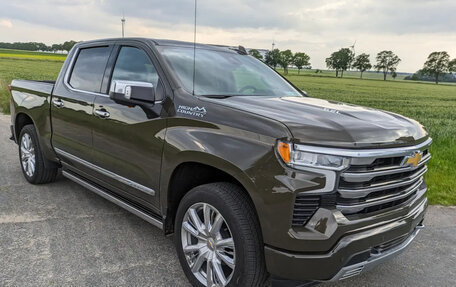 Chevrolet Silverado, 2024 год, 13 323 012 рублей, 2 фотография