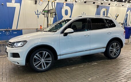 Volkswagen Touareg III, 2013 год, 2 965 000 рублей, 3 фотография