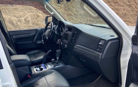 Mitsubishi Pajero IV, 2012 год, 2 300 000 рублей, 5 фотография