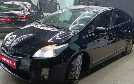 Toyota Prius, 2010 год, 1 280 000 рублей, 1 фотография