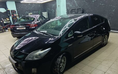 Toyota Prius, 2010 год, 1 280 000 рублей, 14 фотография