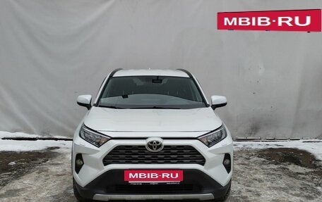 Toyota RAV4, 2021 год, 3 400 000 рублей, 2 фотография