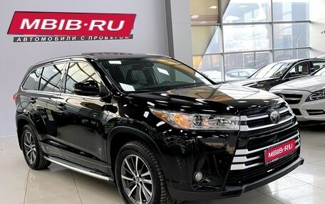 Toyota Highlander III, 2017 год, 4 157 000 рублей, 1 фотография