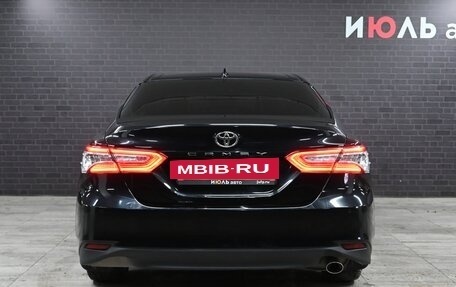 Toyota Camry, 2019 год, 3 250 000 рублей, 4 фотография