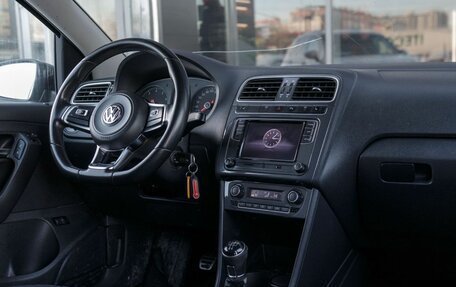 Volkswagen Polo VI (EU Market), 2018 год, 1 170 000 рублей, 18 фотография