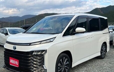 Toyota Voxy, 2024 год, 4 850 000 рублей, 1 фотография