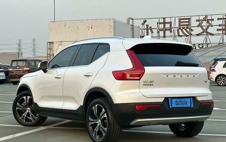 Volvo XC40 I, 2022 год, 4 200 007 рублей, 3 фотография