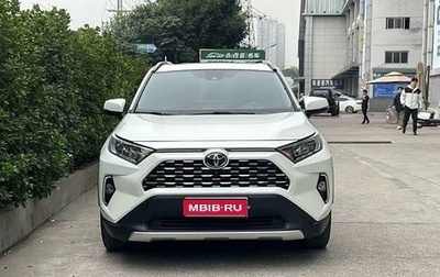 Toyota RAV4, 2021 год, 2 450 000 рублей, 1 фотография