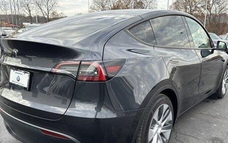 Tesla Model Y I, 2024 год, 7 000 000 рублей, 3 фотография