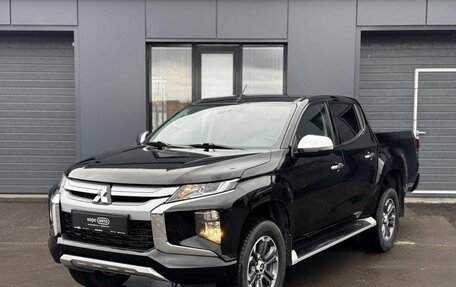 Mitsubishi L200 IV рестайлинг, 2021 год, 3 099 000 рублей, 2 фотография