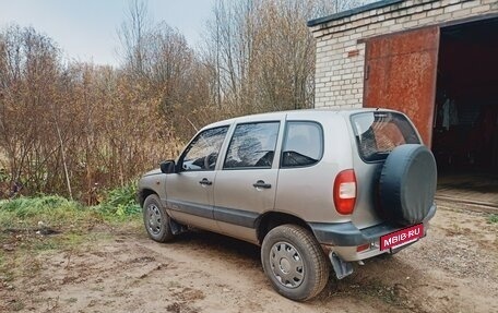 Chevrolet Niva I рестайлинг, 2007 год, 600 000 рублей, 3 фотография