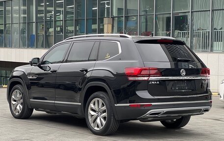 Volkswagen Touareg III, 2021 год, 4 600 000 рублей, 6 фотография