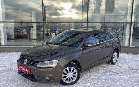 Volkswagen Jetta VI, 2011 год, 900 000 рублей, 1 фотография