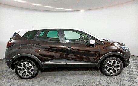 Renault Kaptur I рестайлинг, 2017 год, 1 299 000 рублей, 4 фотография