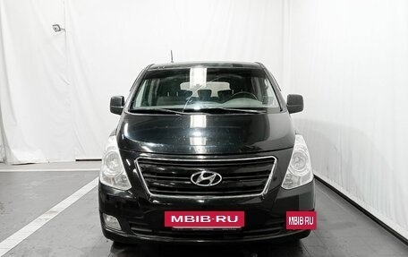 Hyundai H-1 II рестайлинг, 2012 год, 1 850 000 рублей, 2 фотография