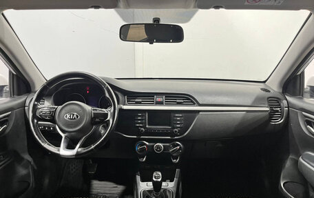 KIA Rio IV, 2018 год, 1 020 000 рублей, 9 фотография