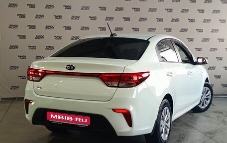 KIA Rio IV, 2018 год, 1 490 000 рублей, 2 фотография